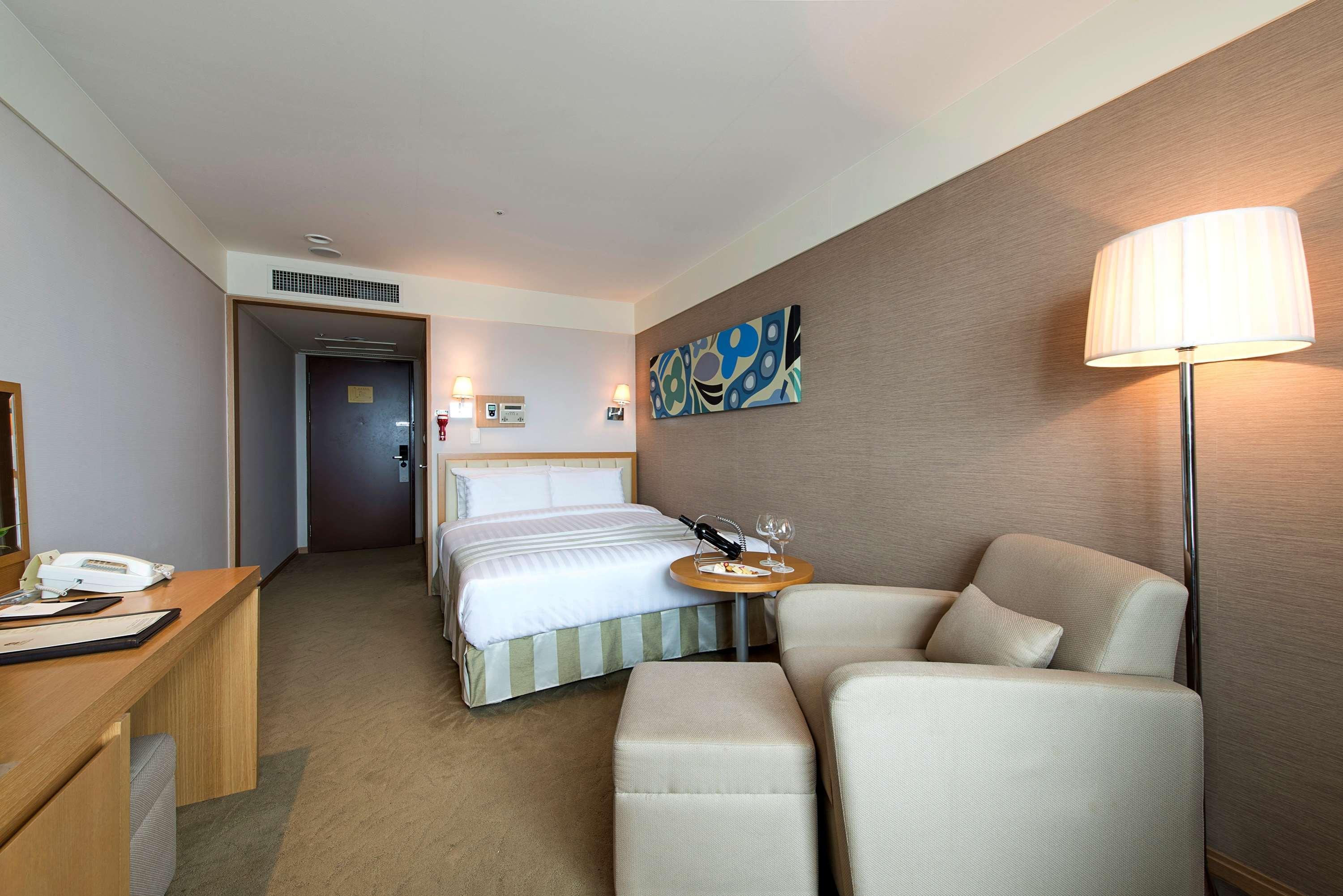 Best Western Premier Incheon Airport Hotel Экстерьер фото