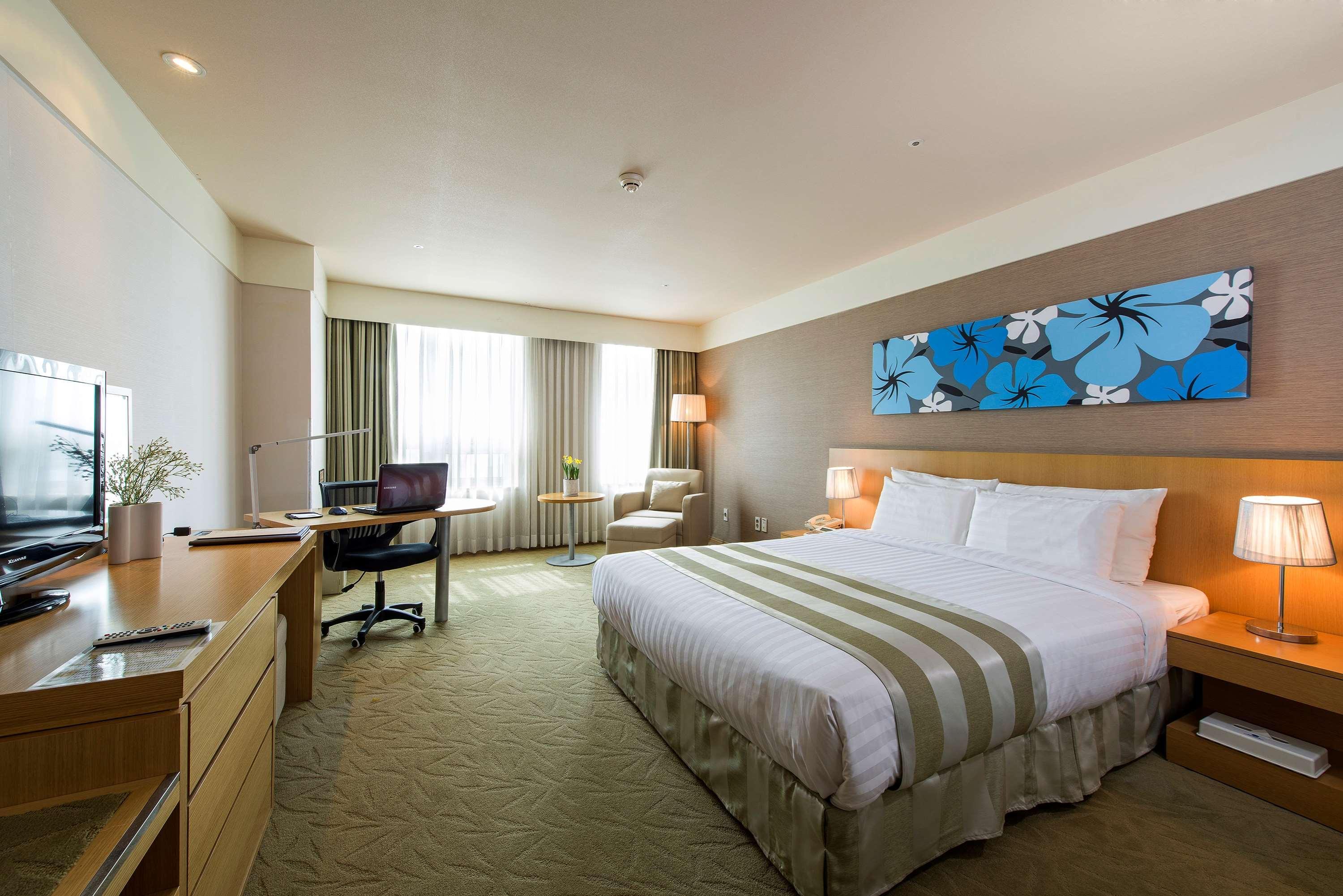 Best Western Premier Incheon Airport Hotel Экстерьер фото